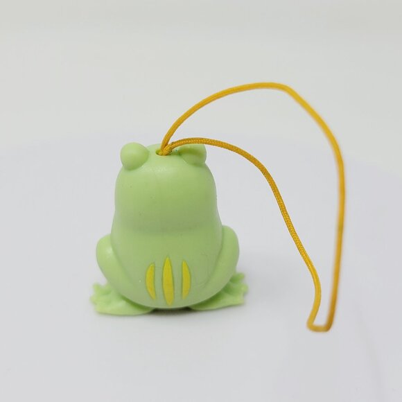 Winnie The Pooh Peek-A-Pooh Frog Pooh Phone Charm Animal Figures Series #2 - Picture 2 of 2